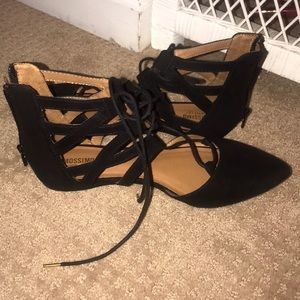 size 6 black flat lace up ankle sandals